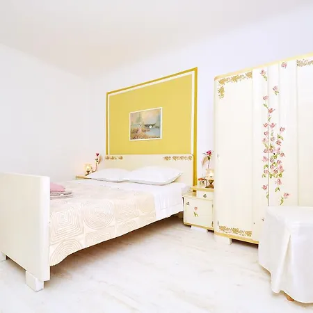 Marini Dvori Villa