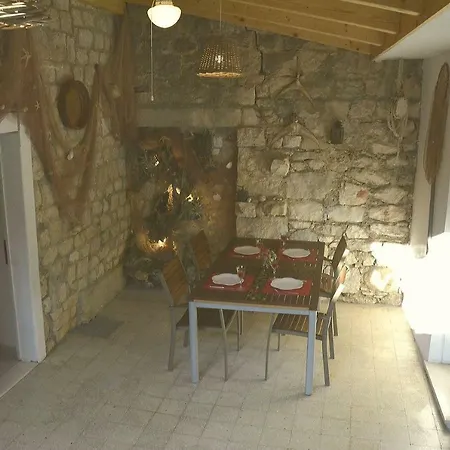 Marini Dvori *