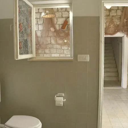 Marini Dvori Villa Traù